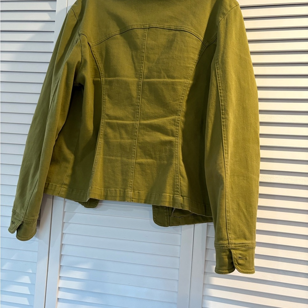 Olive Green Button-Up Jacket - image 7